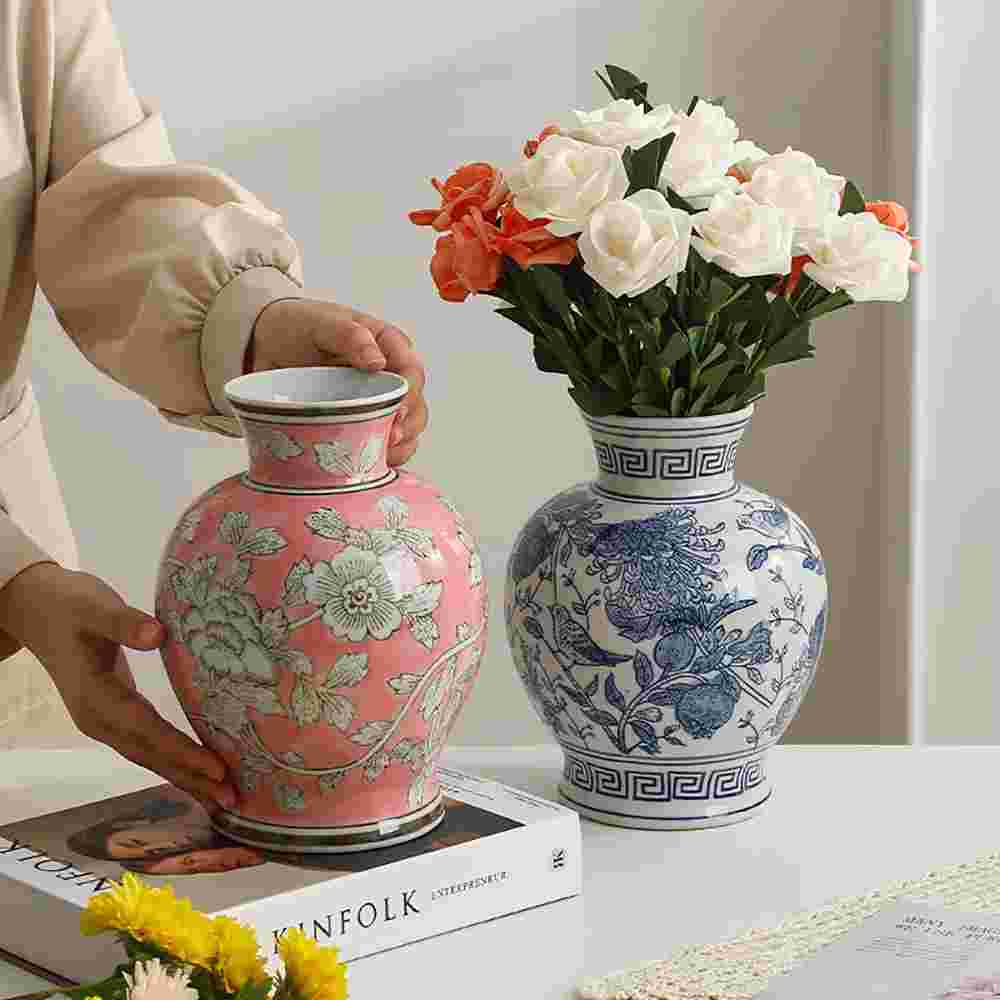 Blue and White Porcelain Chinese Vintage Vase Ceramic Handicraft Porcelain Bottle Flower Vase Home Decoration Accessories