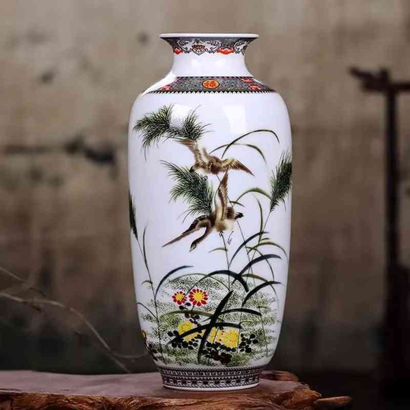 Ceramic Jingdezhen Vase Chinese Traditional Flower Vases Living Room Decoration Vase Fine Smooth Surface Furnishing Articles
