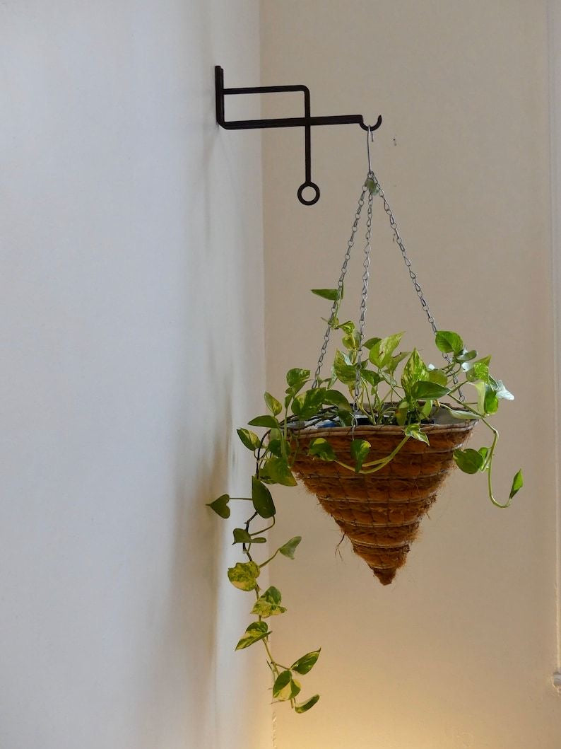 Boho Straw Macramé Hanging Plant Holder