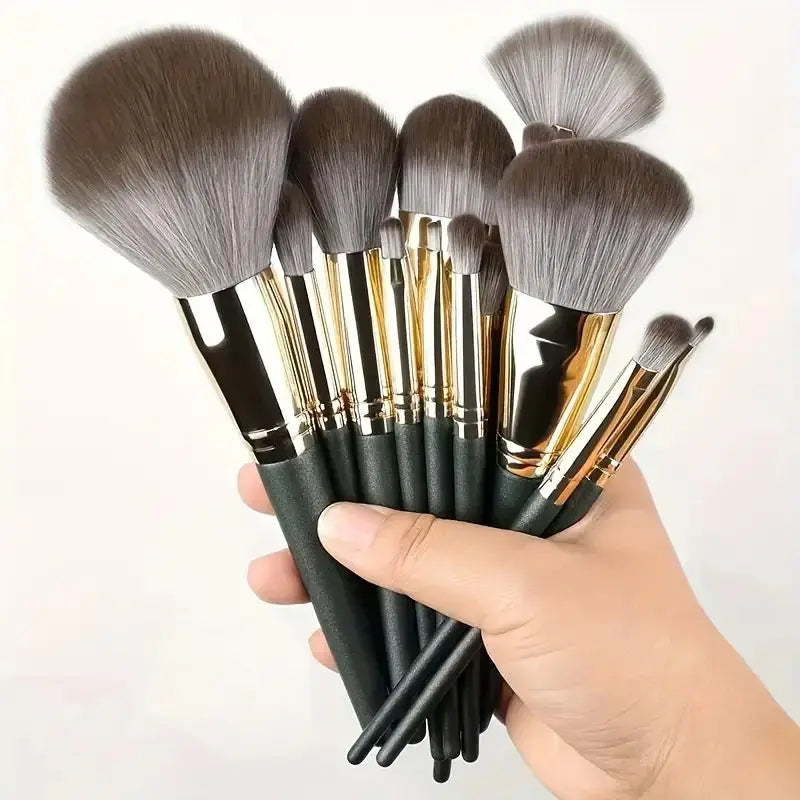 Professional Soft Fluffy Makeup Brush Set for Foundation & Blending